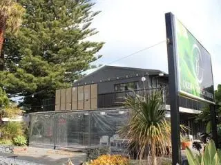 Check out the top-grade glass balustrades in New Zealand Check out the top-grade glass balustrades in New Zealand