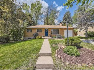 Unlock Castle Rock's Best Properties with Ginger Knutson - Trusted Realtor!